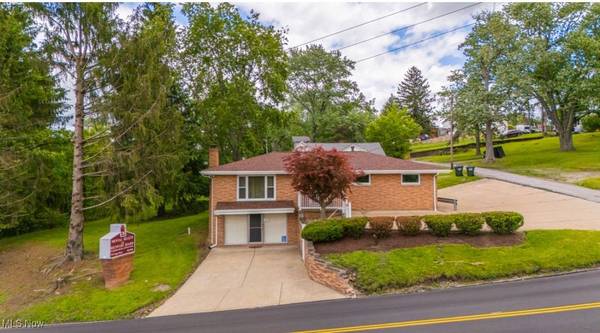 99 N Sugar ST, St. Clairsville, OH 43950