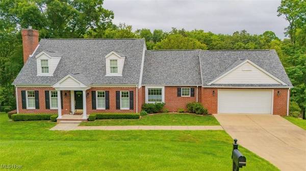 47731 Morningside DR, St Clairsville, OH 43950