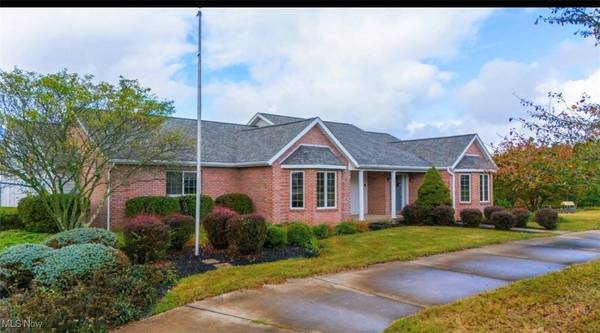 69210 Bluebird DR, St Clairsville, OH 43950