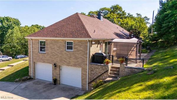 47728 Morningside DR, St Clairsville, OH 43950