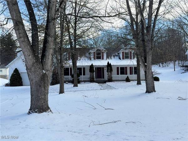 209 Maple AVE, St Clairsville, OH 43950