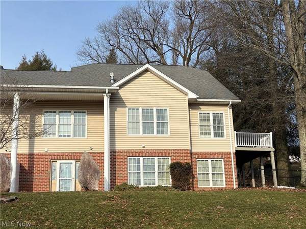 68399 West Ridge, St Clairsville, OH 43950