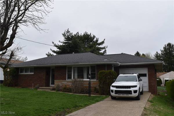 104 Franklin ST, St. Clairsville, OH 43950