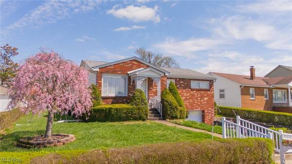 132 Pembroke RD, Steubenville, OH 43953