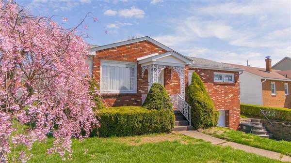 132 Pembroke RD, Steubenville, OH 43953