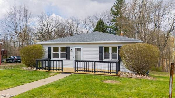 315 Nimitz AVE, Wintersville, OH 43953