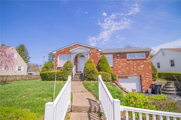 132 Pembroke RD, Steubenville, OH 43953