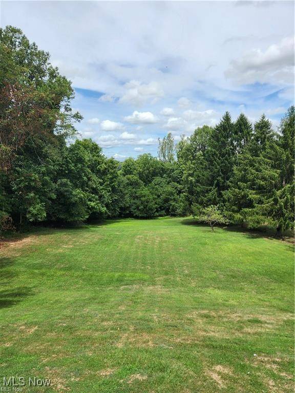 70336 Barton RD, St. Clairsville, OH 43950