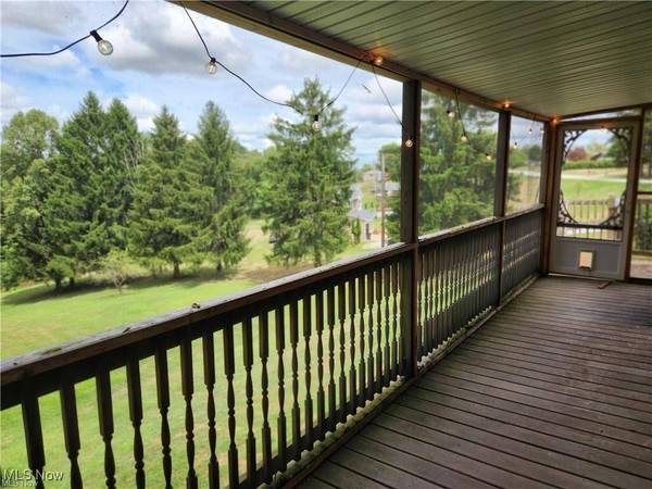 70336 Barton RD, St. Clairsville, OH 43950