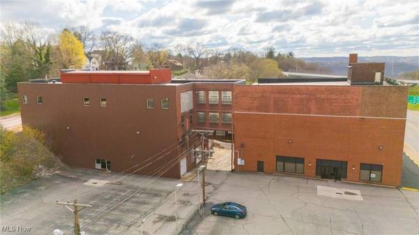 1439 Sunset BLVD, Steubenville, OH 43952