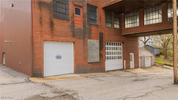 1439 Sunset BLVD, Steubenville, OH 43952