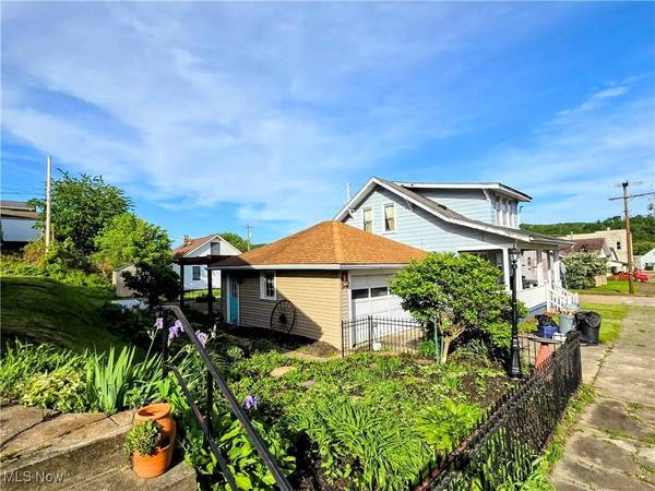 105 W 40th ST, Shadyside, OH 43947