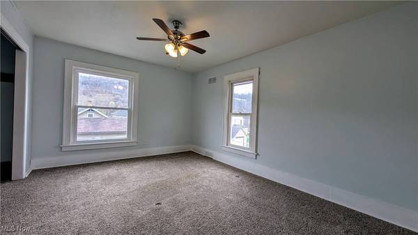 4011 Mound ST, Weirton, WV 26062