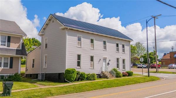 207 W Main ST, St. Clairsville, OH 43950