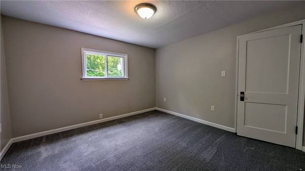 51 Overbrook DR, Bridgeport, OH 43912