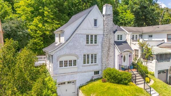 4 Corliss Terrace, Wheeling, WV 26003