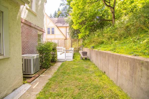 4 Corliss Terrace, Wheeling, WV 26003