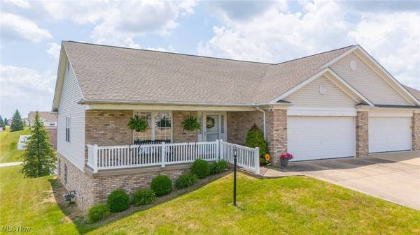 51986 Scotch Pine DR, St Clairsville, OH 43950
