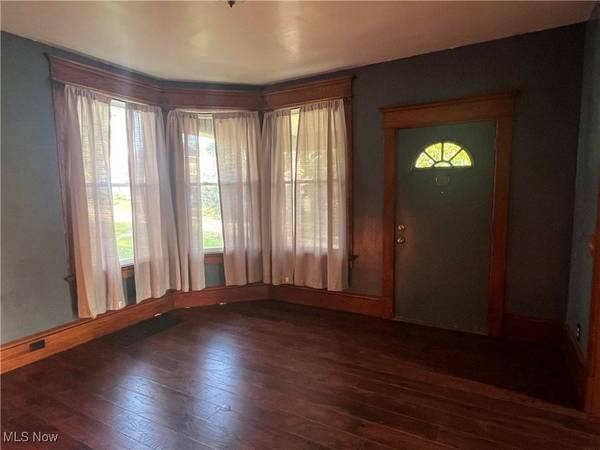 423 W Main ST, Barnesville, OH 43713