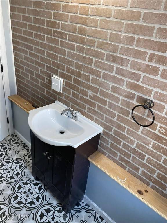 320 322 34th ST, Bellaire, OH 43906