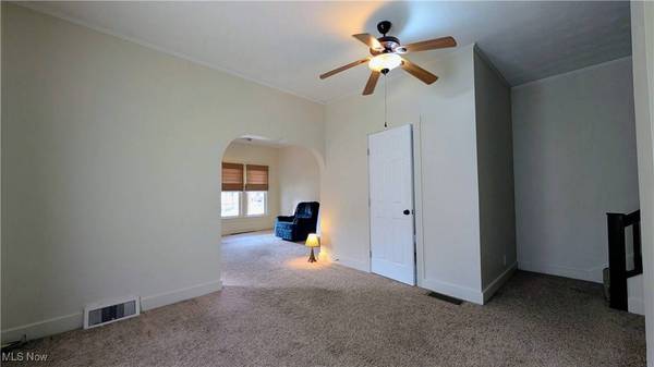 163 Martha ST, Yorkville, OH 43971