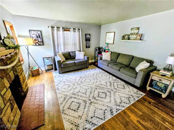 214 Martha ST, Yorkville, OH 43971