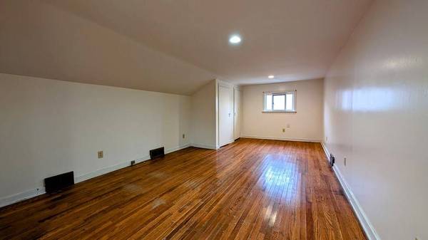 410 Alta Vista Ave#, Glen Dale, WV 26038