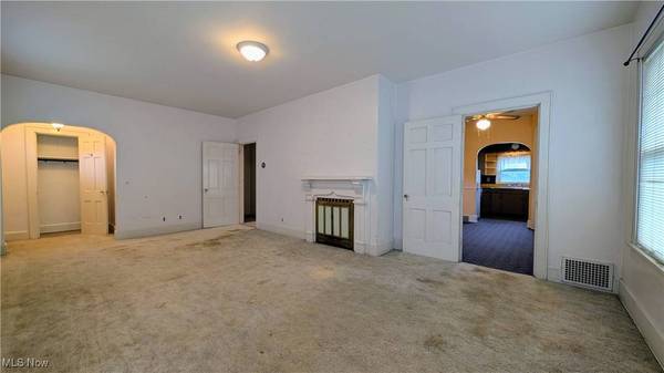 33435 Cadiz Piedmont RD, Flushing, OH 43977