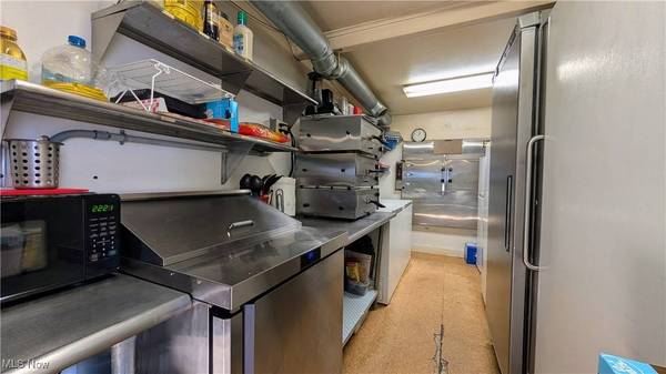 378 Highway 7 N, Powhatan Point, OH 43942