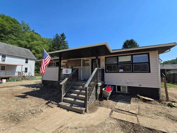 46 Sheridan Ave#, Triadelphia, WV 26059