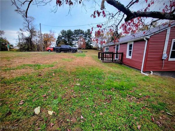 59701 Crozier Ridge RD, Jacobsburg, OH 43933