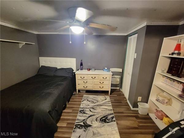 59701 Crozier Ridge RD, Jacobsburg, OH 43933