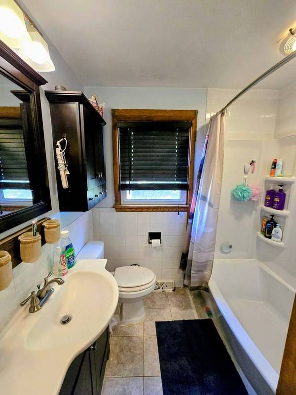 128 Fairview Dr, New Martinsville, WV 26155