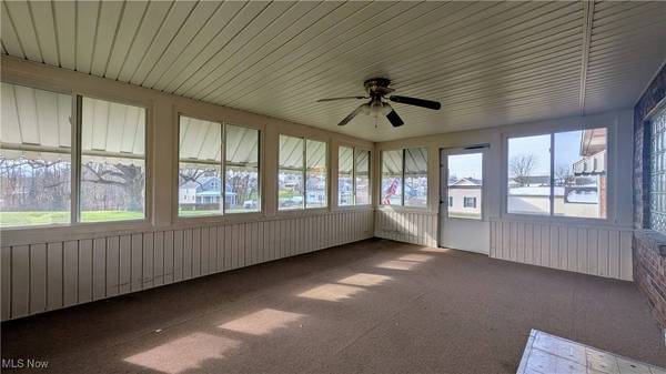 110 Jessica LN, Follansbee, WV 26037