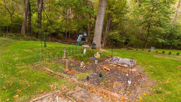 121 Beckett CT, St Clairsville, OH 43950