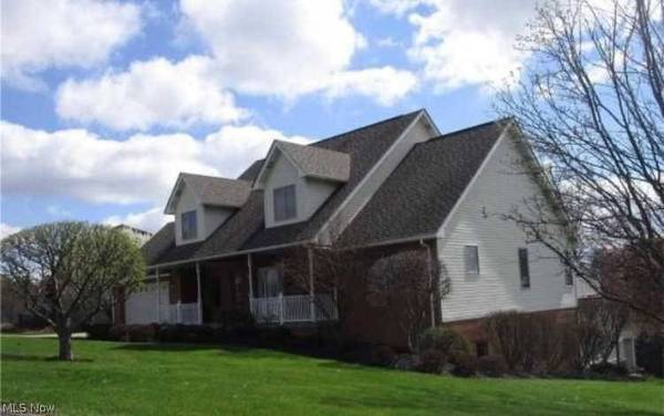 115 Cooper DR, St Clairsville, OH 43950