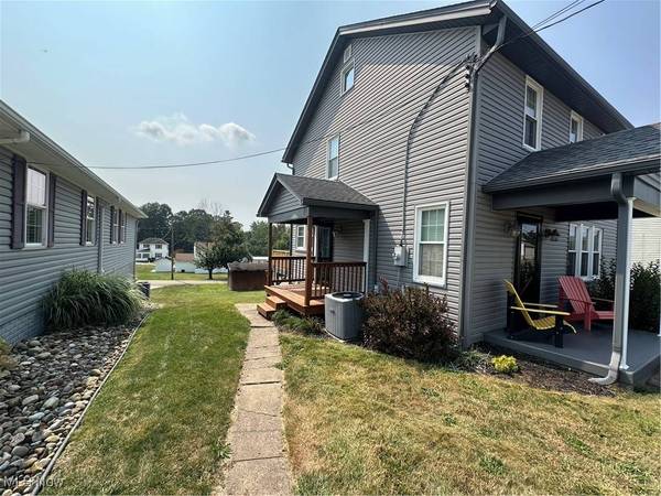 208 Maple AVE, Bethesda, OH 43719