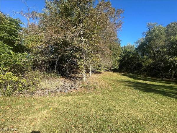 Fairmont AVE, Barnesville, OH 43713