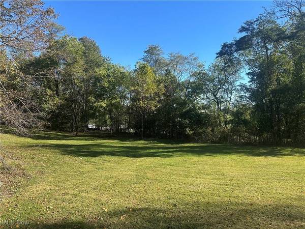 Fairmont AVE, Barnesville, OH 43713