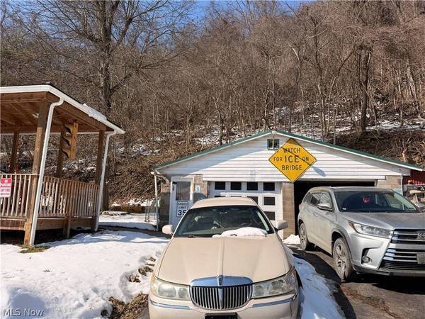 8587 County Road 15, Rayland, OH 43943