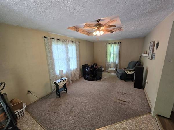 1334 Locust St, Mcmechen, WV 26040