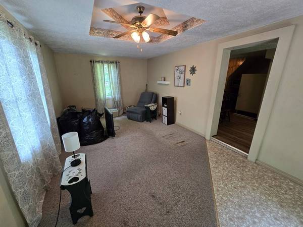 1334 Locust St, Mcmechen, WV 26040