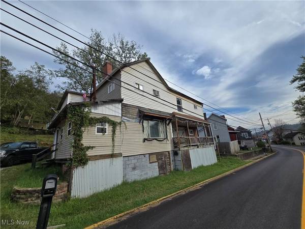 399 Smithfield ST, Dillonvale, OH 43917