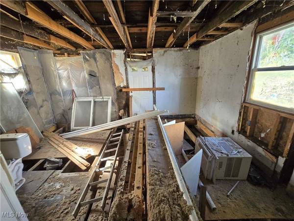 2021 Commercial ST, Mingo Junction, OH 43938