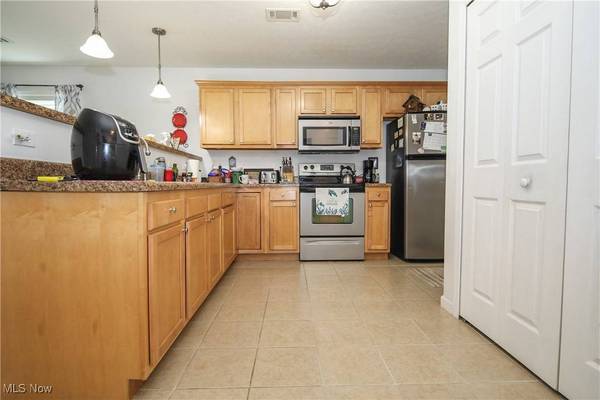 215 Railroad ST, Barnesville, OH 43713