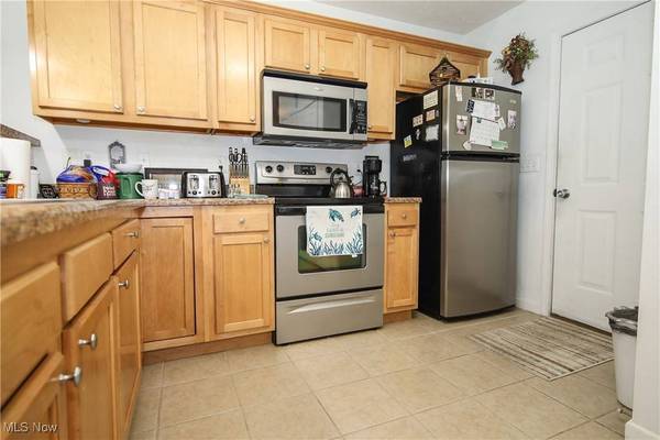 215 Railroad ST, Barnesville, OH 43713