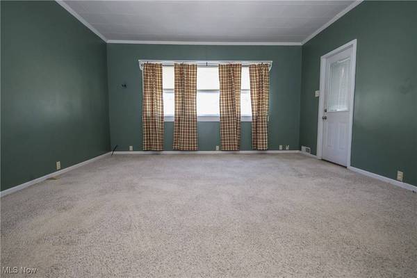 55490 National RD, Bridgeport, OH 43912