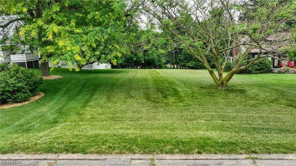 0 Walnut AVE, St Clairsville, OH 43950