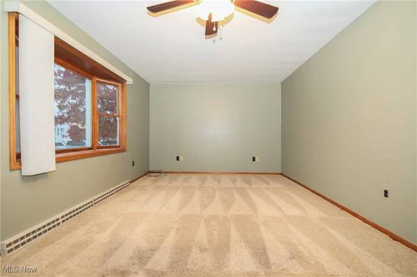 4470 Grand AVE, Shadyside, OH 43947