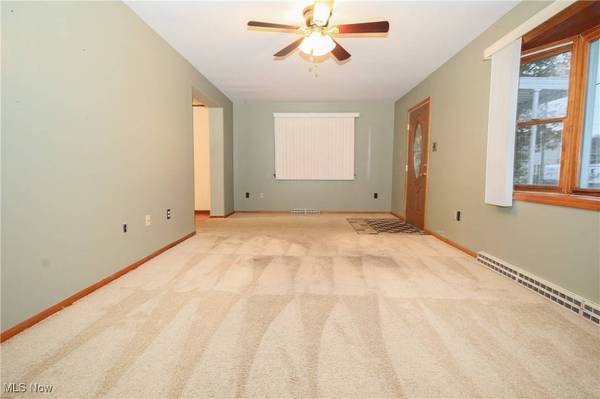 4470 Grand AVE, Shadyside, OH 43947